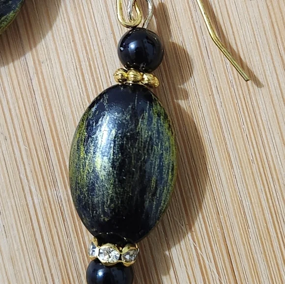 Hand Crafted Pierced Elegant Green Black and Gold Earrings Rhinestones Dangle - Picture 4 of 6